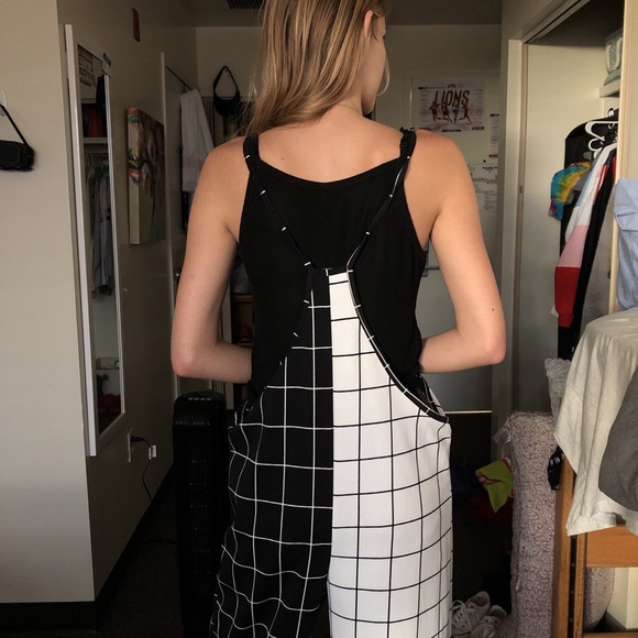 Jumpsuit - Picture 3 of 4